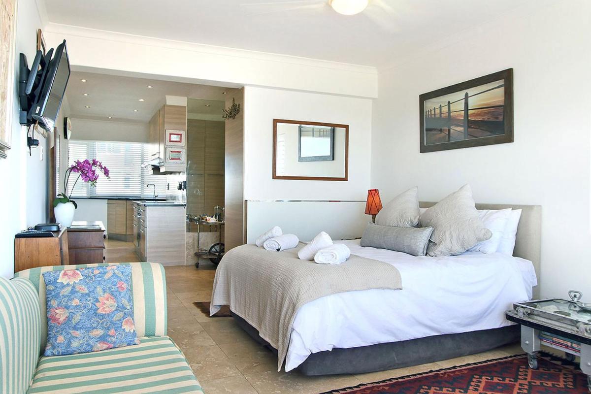 Dolphin Bay Studio With Sea Views Cape Town Luaran gambar