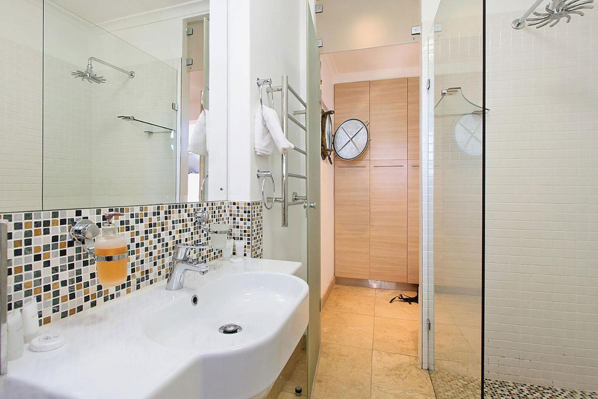 Dolphin Bay Studio With Sea Views Cape Town Luaran gambar