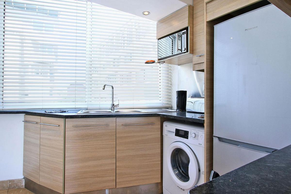 Dolphin Bay Studio With Sea Views Cape Town Luaran gambar